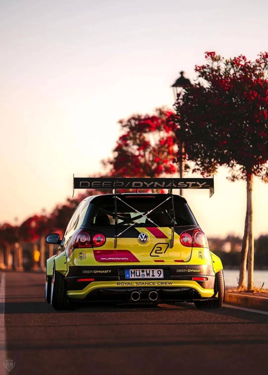 低趴宽体改装大众高尔夫mk5