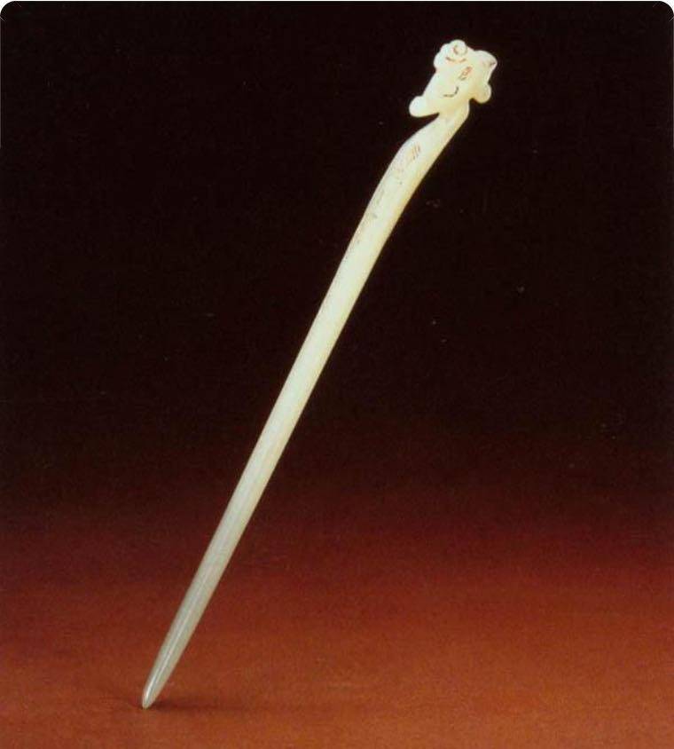 古代八大发饰：笄、簪、钗、步摇……分的清吗？_首饰_梳篦_妇女