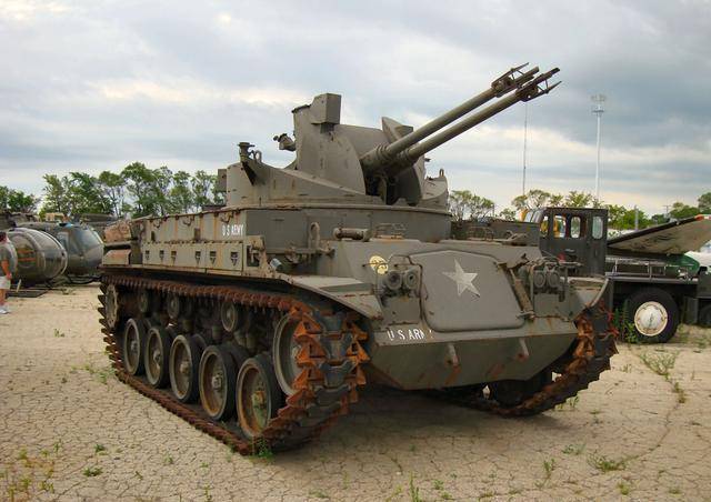 二战美国唯一的自行高射炮m19,曾给志愿军造成很大伤亡_盟军_底盘