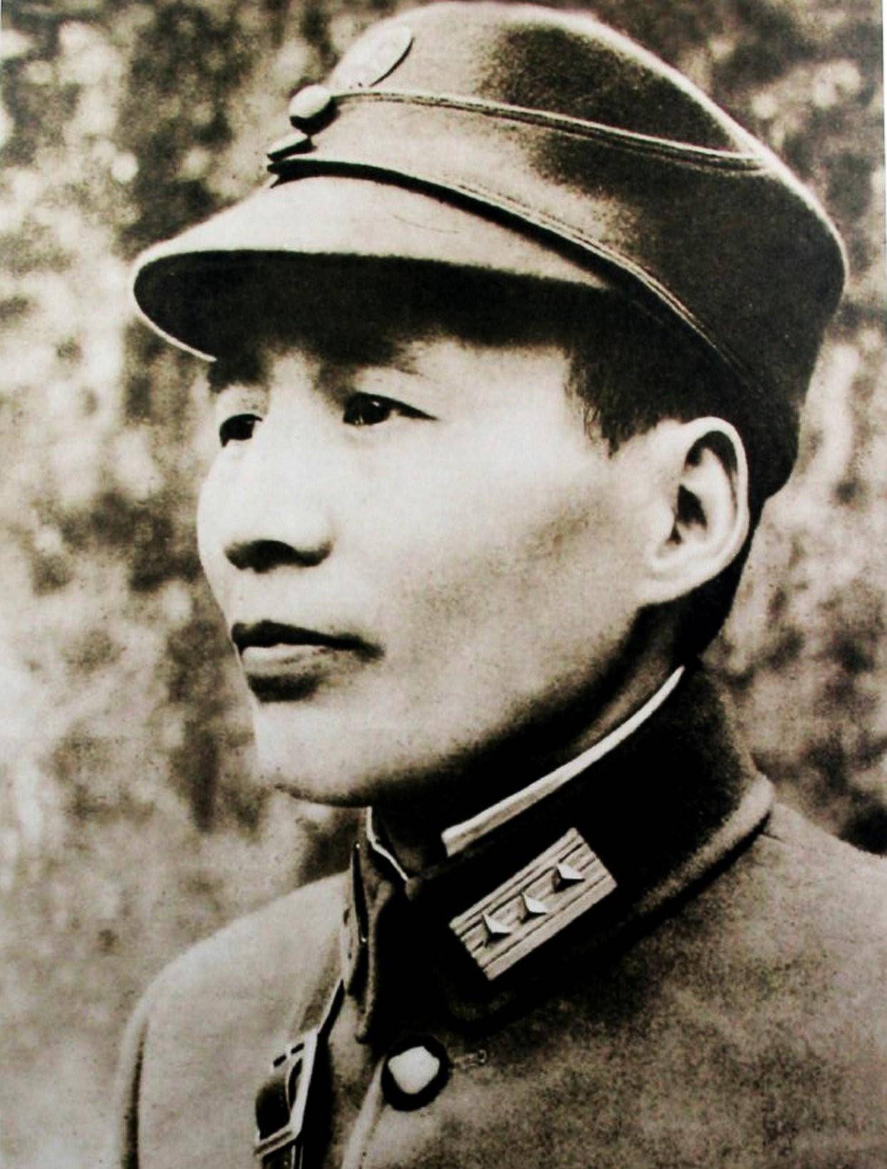 刘湘将军图片