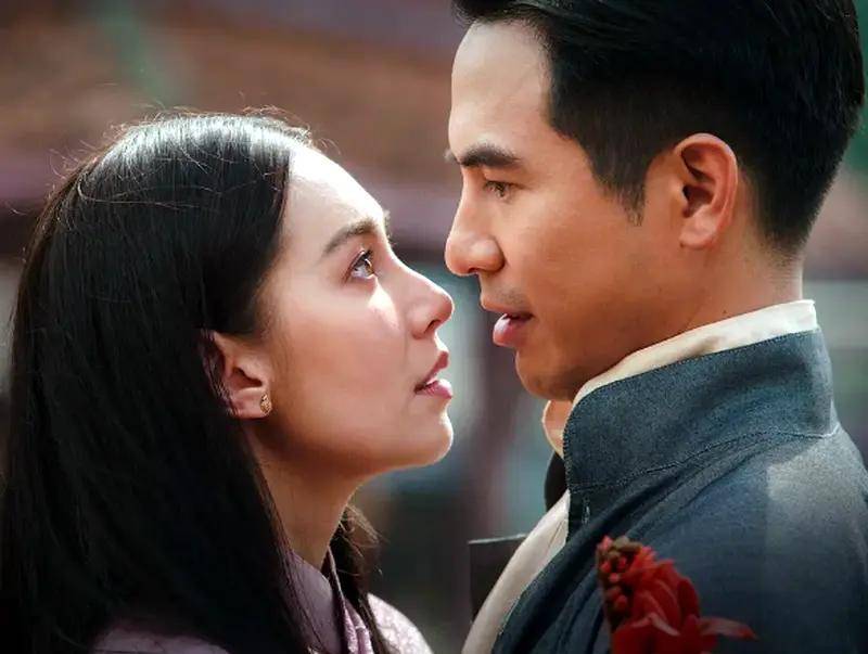 近日主创发布泰国女歌手punch vorakan演唱的电视剧ost《别针》,动听