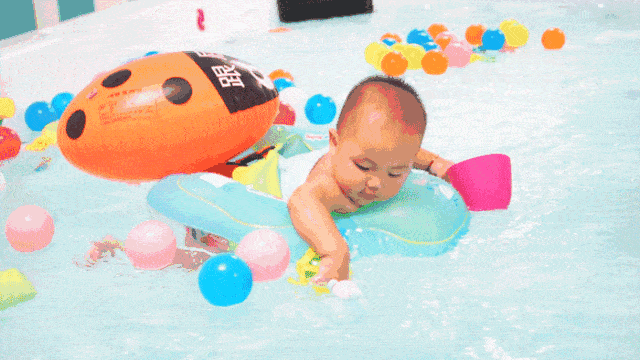 婴幼儿游泳真没那么多好处,家长们别再被忽悠了