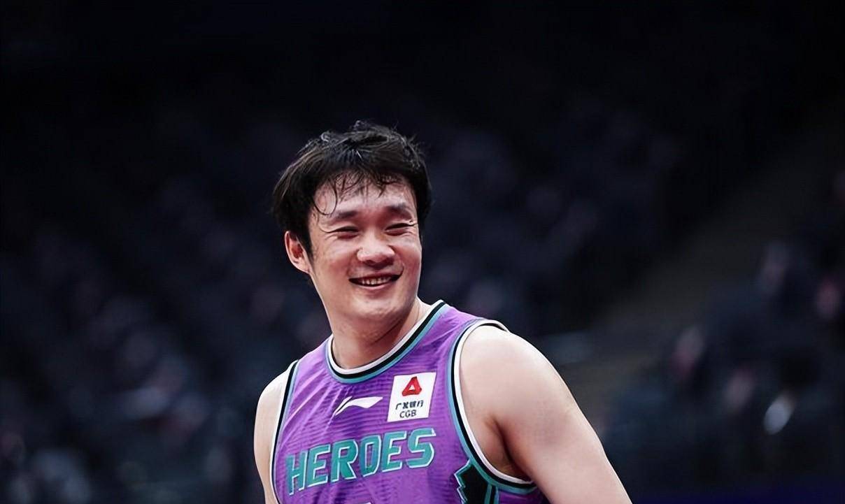 孙春鹏入粤,唐杰现身青岛,小丁转型进攻,吉林加强内