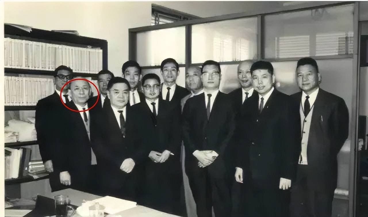 原创张国焘手下的“笔杆子”，叛变后给革命造成重大损失，为何善终？