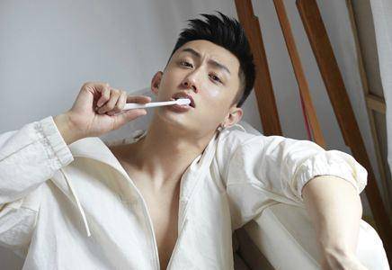 有一种脸,充满色气,男明星"欲"起来才更要命啊_时尚_情欲_气质