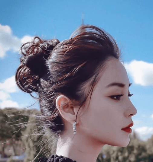 原创女明星侧颜对决章子怡骨相惊艳杨紫赵露思吃亏在圆脸