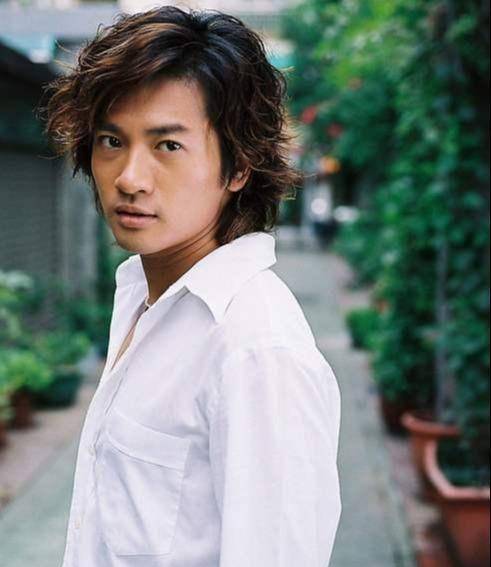 45岁苏有朋逆生长,时尚穿搭颜值逆天,韩范造型秒杀一众小鲜肉_热播