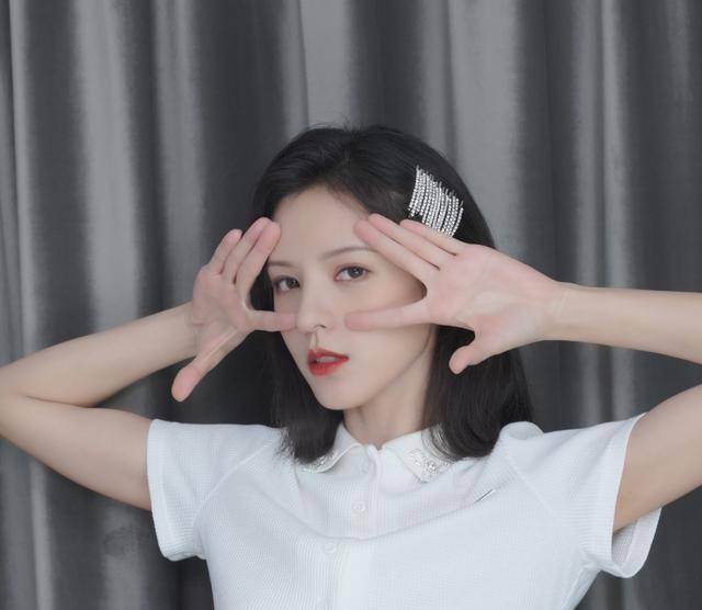 王颖_交往_发展