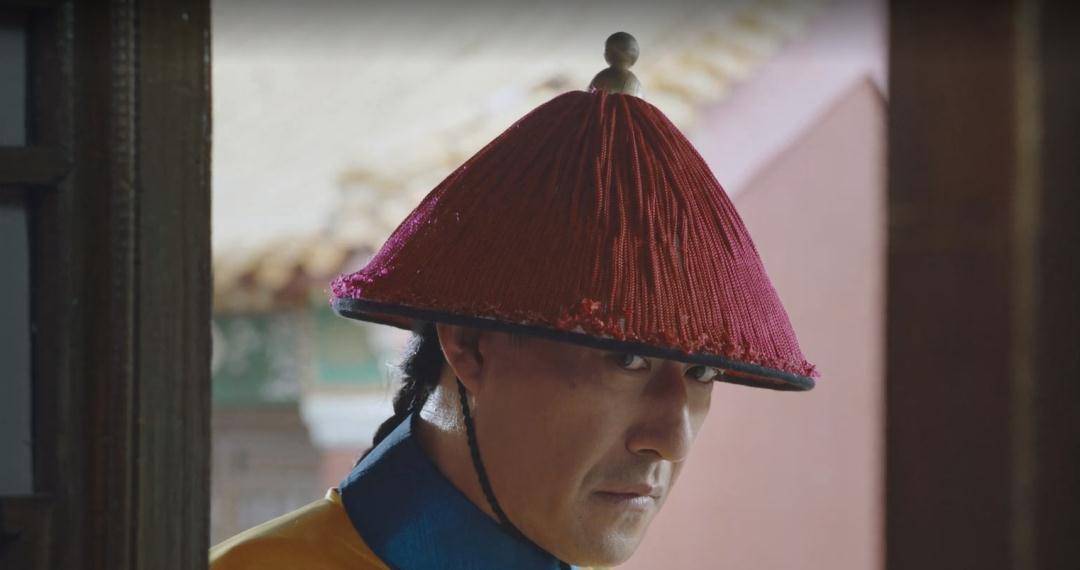 藏有皇陵秘密的东陵密疏却在无意中落入哈岚之手,这给哈府招致巨大