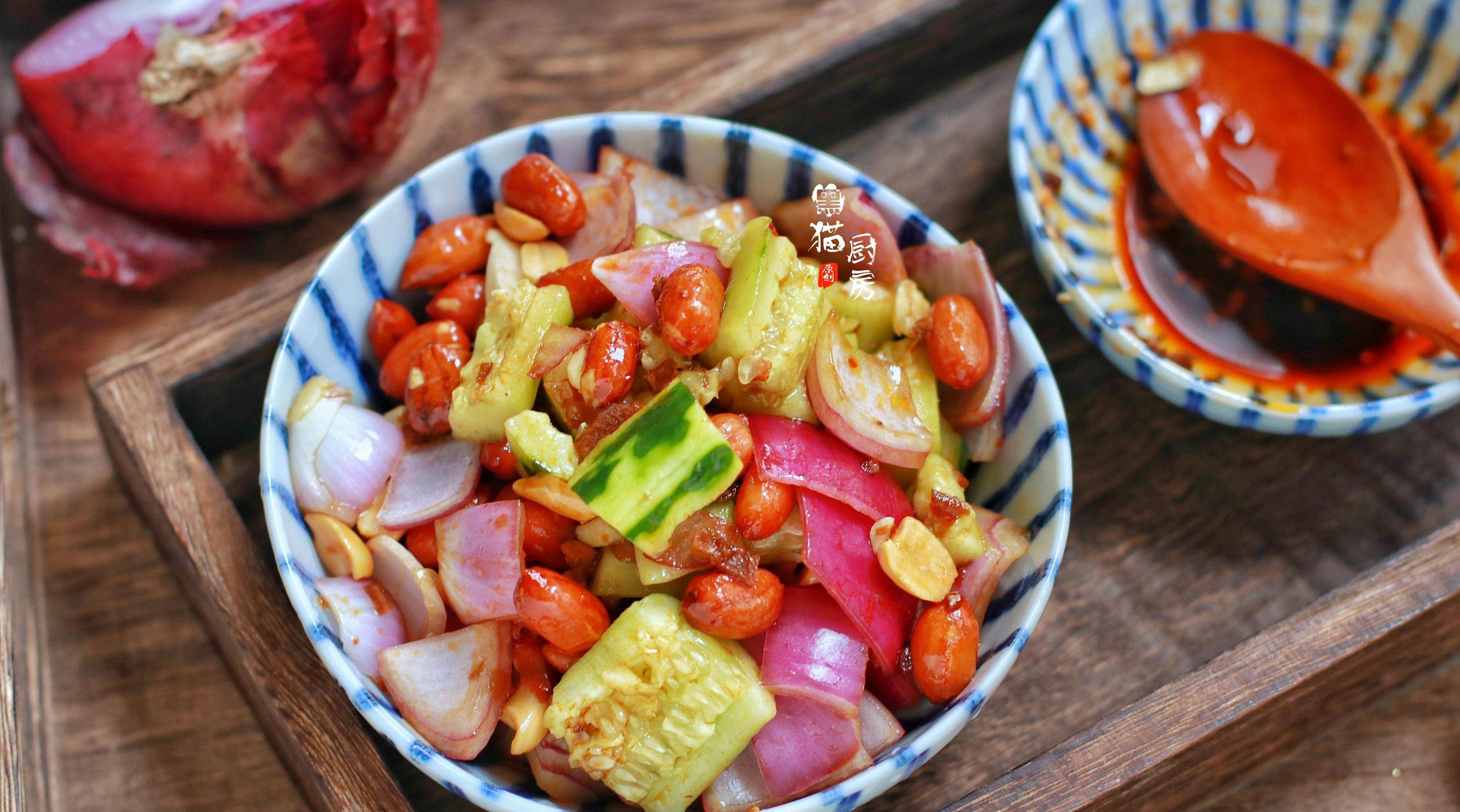 凉拌菜多做这1步,拌菜不易出汤,脆嫩爽口,第一口就觉得超开胃_洋葱