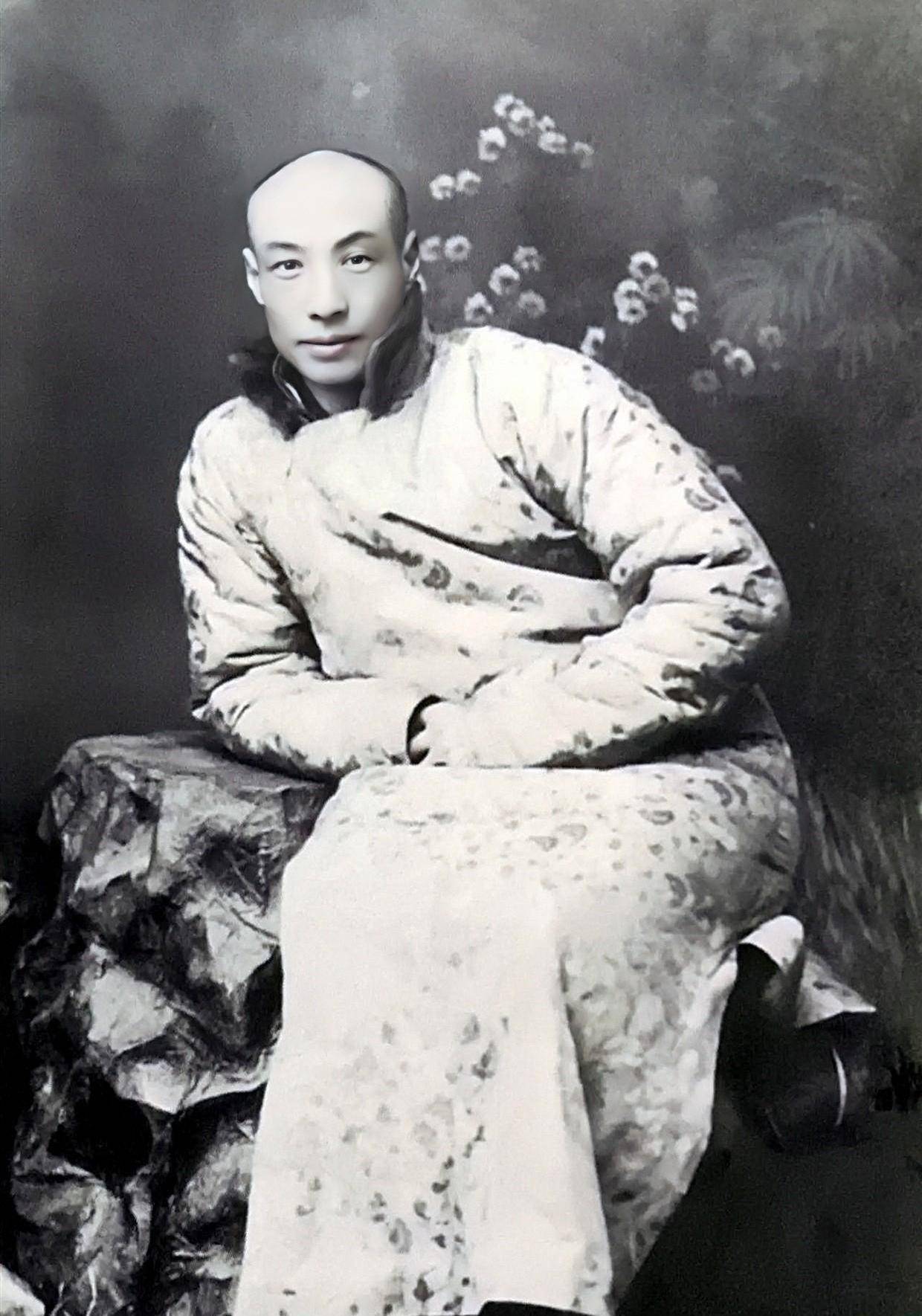 一位粉丝的曾祖父,曾为宫中御厨,因救大火,得到慈