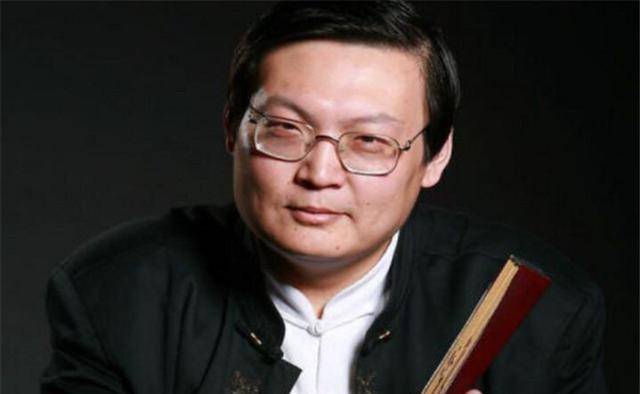 称:人生苦短,何不把时间用在事业上_丁克_梁宏达_生活