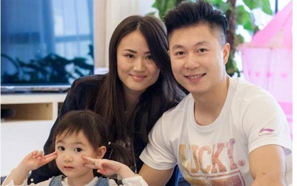 用7年等她长大,如今儿女双全生活美满_李小鹏_李安琪_女儿