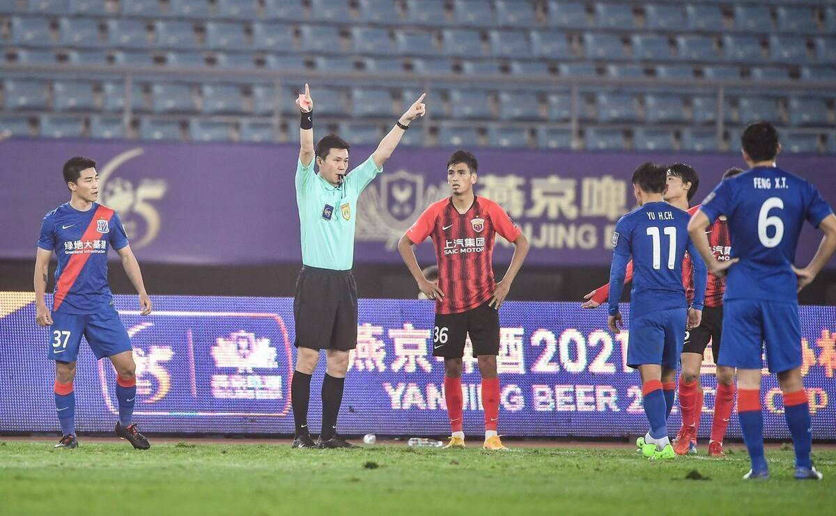 5:1,上海德比场面火爆,上海海港已出显冠军相,申花或出局_比赛_奥斯卡