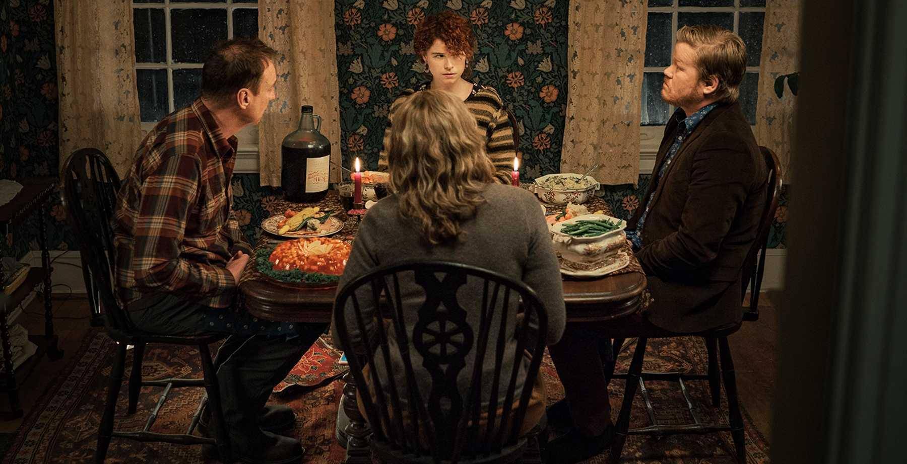 这一切》:世界是一出舞台剧或电影,它是戏剧也是现实_老人_角色_父母