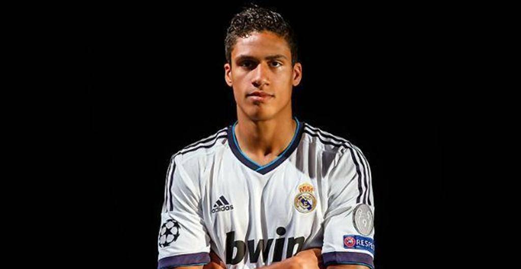 足球天才瓦拉内现状:和肤白貌美的娇妻幸福生活,儿子1岁很可爱_运动