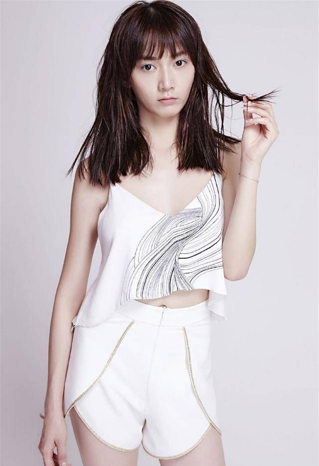 学霸潘之琳:被誉"长江以南第一才女",9岁出道却混成最糊童星!_作品_杨