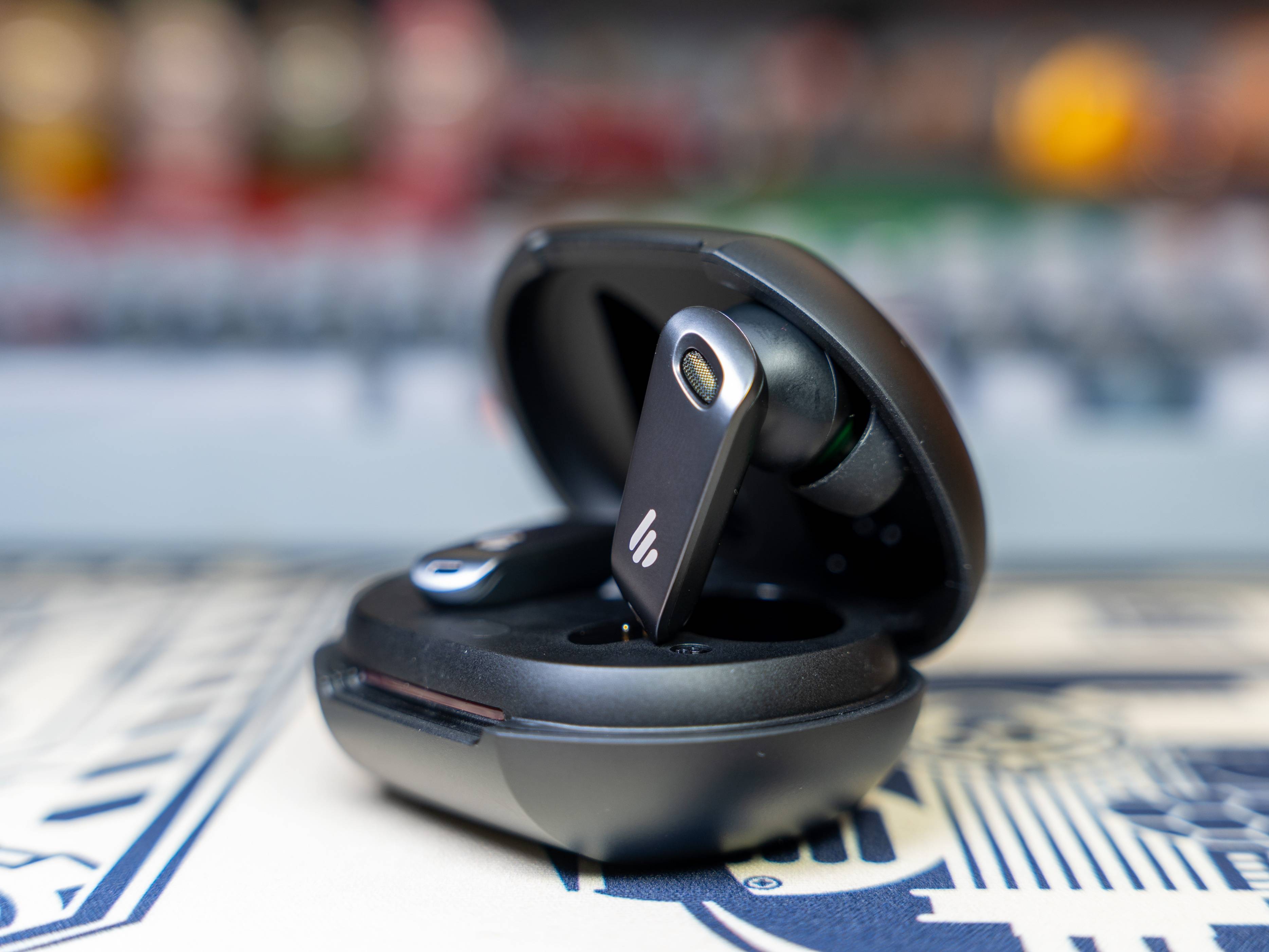 漫步者neobuds pro降噪耳机开箱_蓝牙_充电_模式