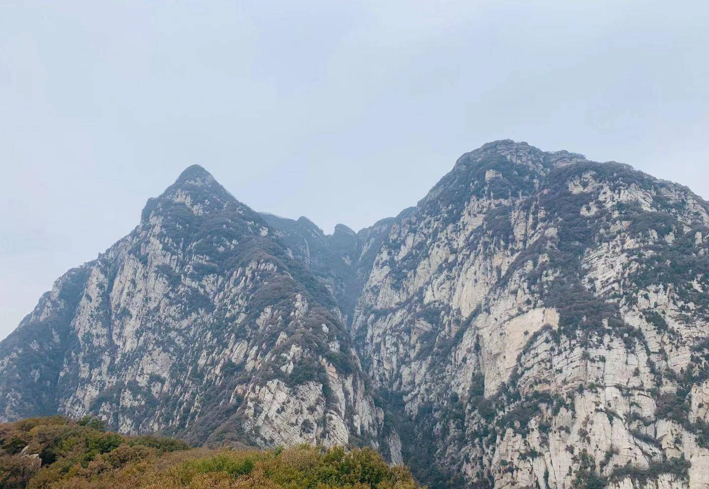 郑州小菜驴跟随三大神徒步嵩山紫霄峰(楼尖)游记_驴友_雄姿_玉华峰