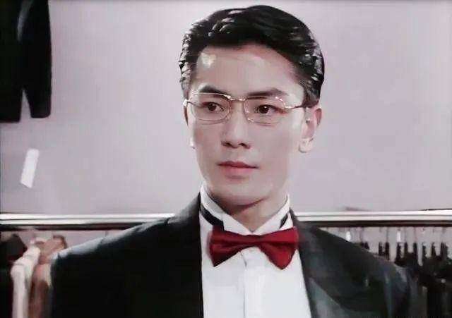 "斯文败类脸"的天花板,31年前郑伊健就已经达到了_气质_金丝边_眼镜