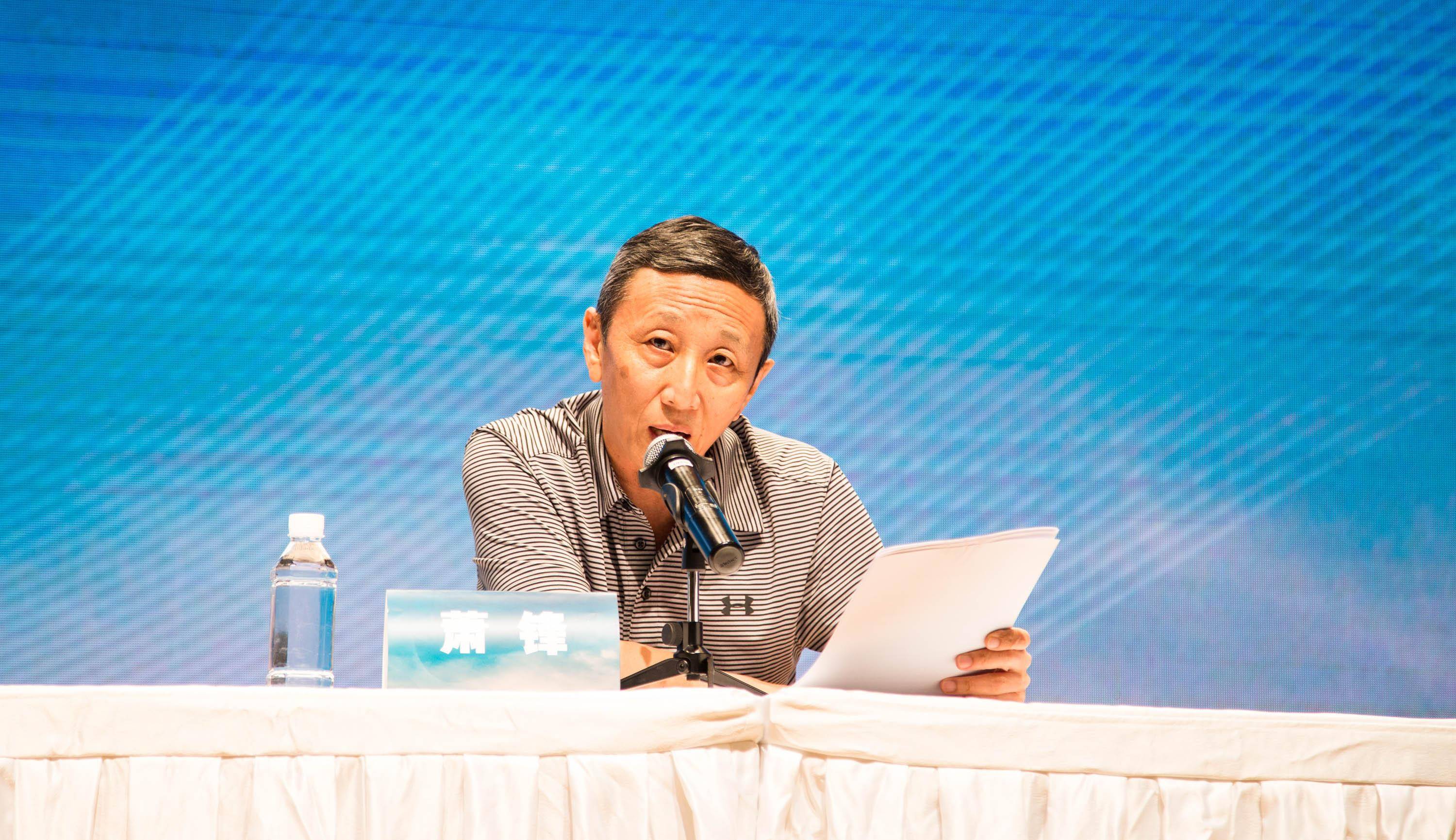 砸全身家拍电影,耗时8年完成巅峰之作,却无法上映赔得倾家荡产_萧锋