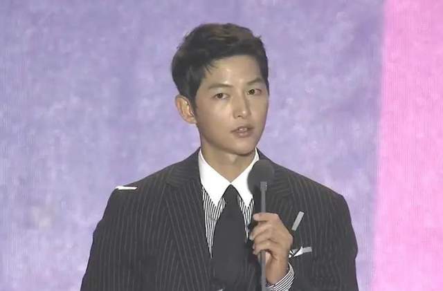 宋仲基的英国演员女友,比宋仲基成名还早,多张经典私图曝光_凯蒂_网友