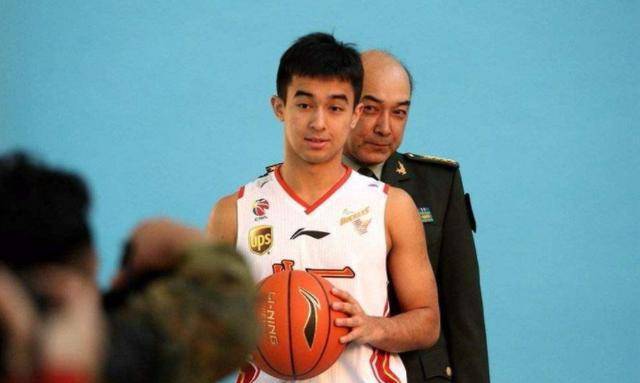 阿的江公子在中国男篮证明自己cba新赛季或迎来爆发_阿尔斯兰_质疑_赛