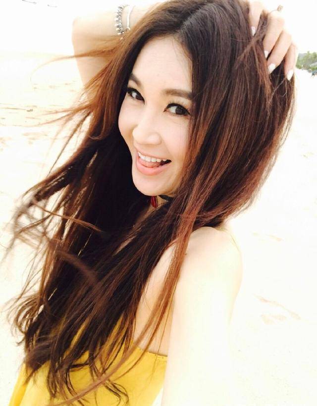 尺度的演出令温碧霞倍受外界压力,又一次选择远离电影;如今过往的妲己