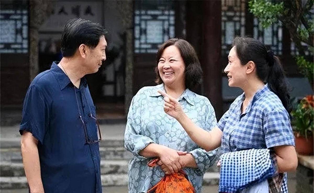 方青卓:二婚丈夫既是爱人也是恩人,儿子一句话化解婚姻危机_事业_沈小