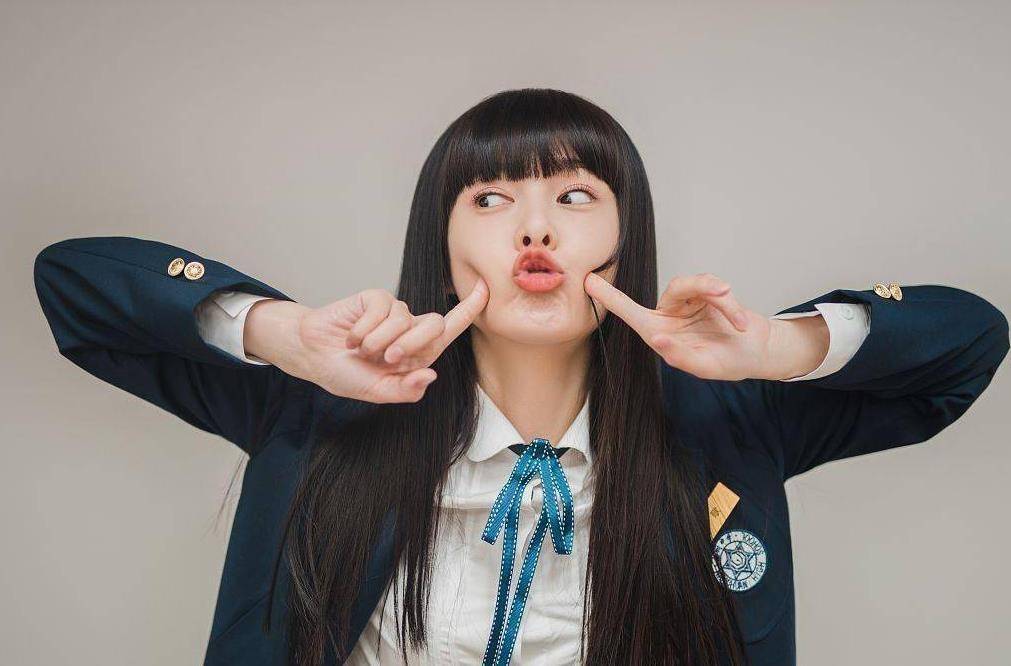 签约王思聪被其吐槽土,团综上放屁凭性格圈粉_吴宣_火箭少女_超越