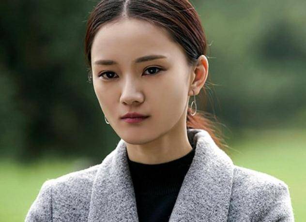 《红苹果乐园》播出17年,让黄圣依作配的女主馨子,现在怎样了?