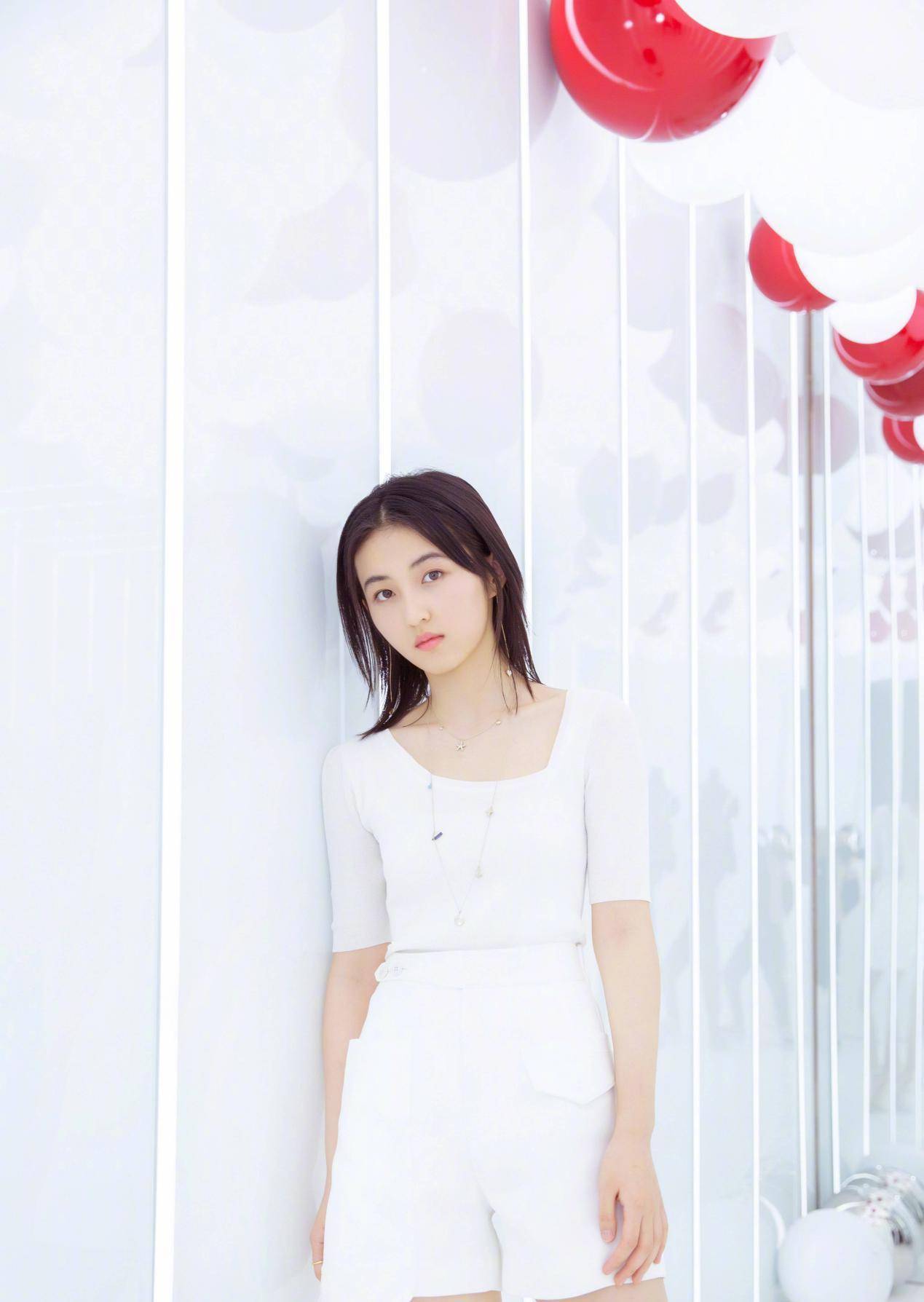 黄磊"女儿"张子枫北电第三_妹妹_成绩_海清