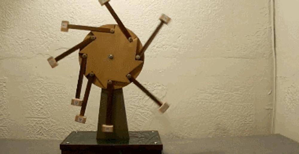 只能摆动几下的"魔轮"永动机其实在180多年前能量守恒定律提出之后