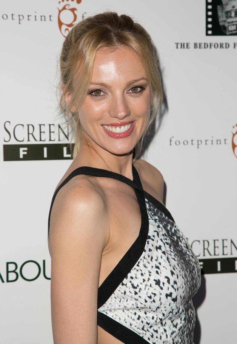 "贝女郎"超级名模芭儿·帕丽的魅力和颜值美丽了你的心灵了吗?