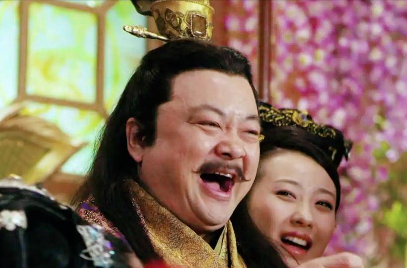 陈叔宝照顾好妻子,他含泪答应,回宫后便召来侍寝_萧摩诃_时候_所作所