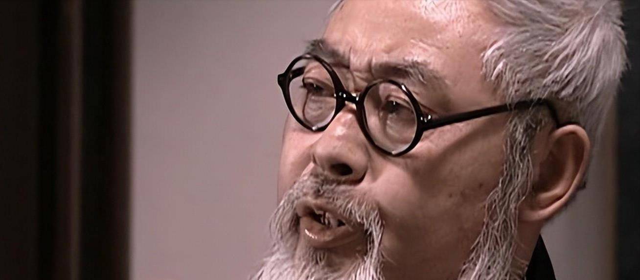 看了现在的舆论场,我突然想起了《亮剑》中的田墨轩_李云龙_观点_时候