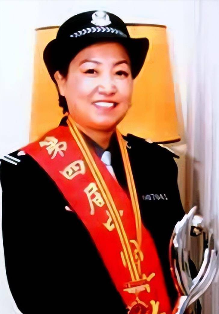 "警界女神警"任长霞意外身亡,丈夫四年后也去世,死因令人悲痛_工作