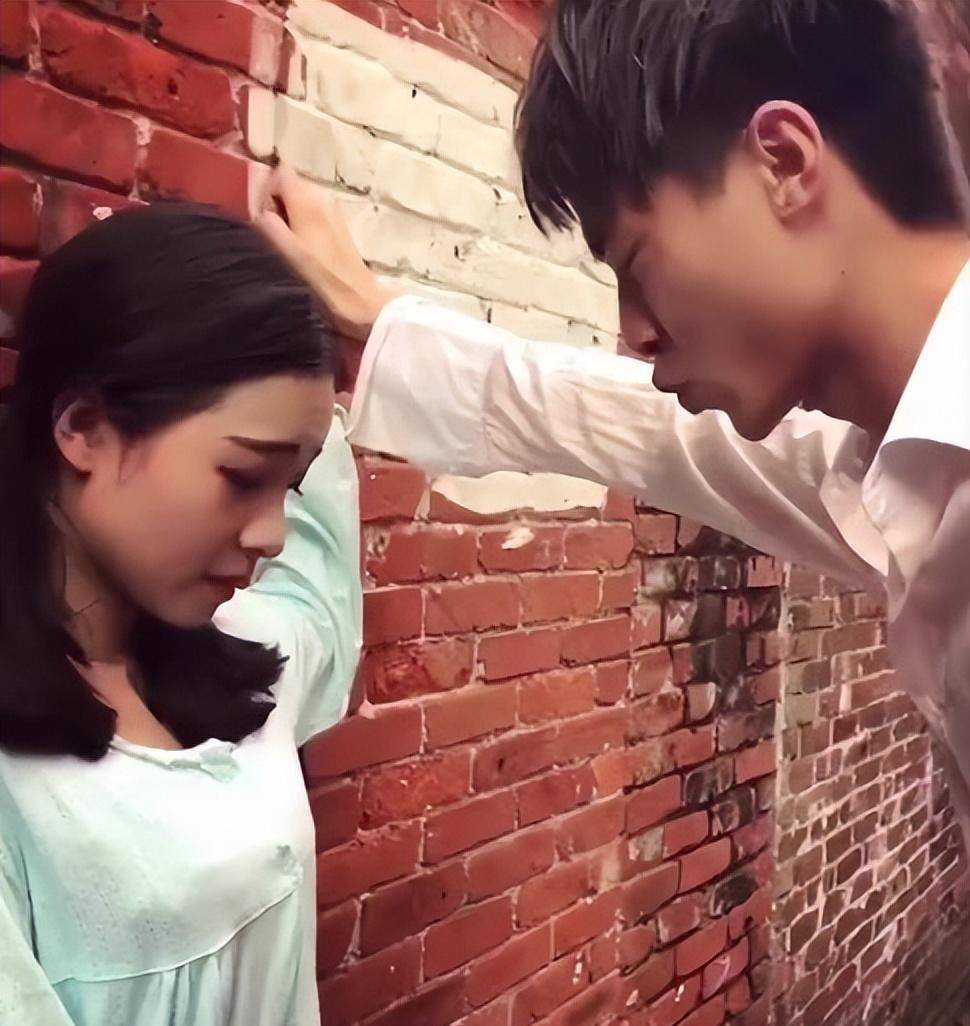 这一次复合之后,杨博就开始给陶静洗脑,时不时地告诉她贩毒所带来的高