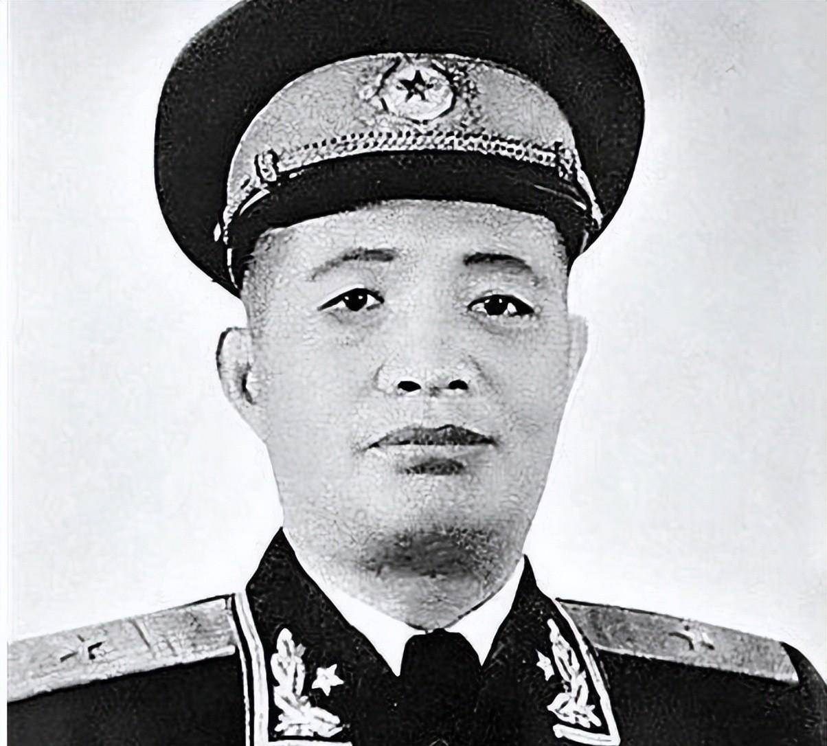 1947年,警卫连贪生怕死一枪未发,土匪残杀我军22人