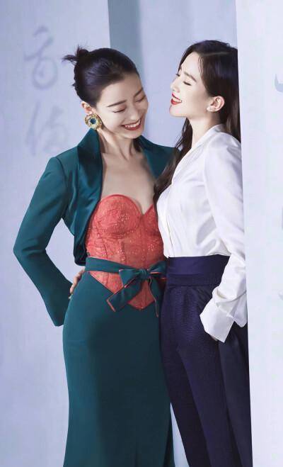 刘诗诗,倪妮新剧《流金岁月》将播,最新单人海报绝美,全员在线_电视剧