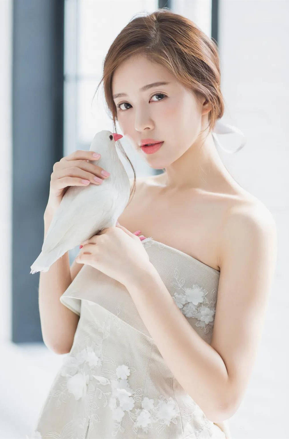 温心,31岁至今单身的她,美得让人窒息_演技_发展_观众