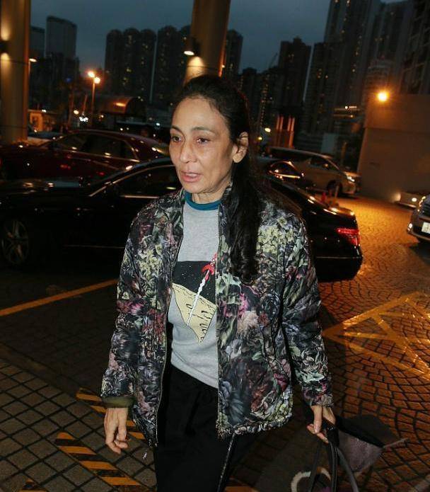 她曾是澳门第一美人,一生命运多舛,儿女不得善终_何鸿燊_黎婉华_何猷