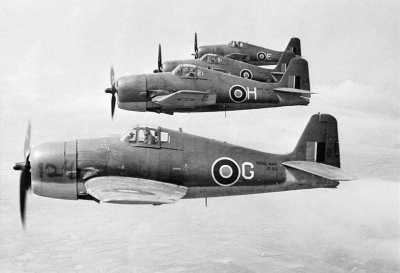 "野猫"在欧洲复制零式的战术:对德军王牌bf109g,竟打出四比零_战斗机