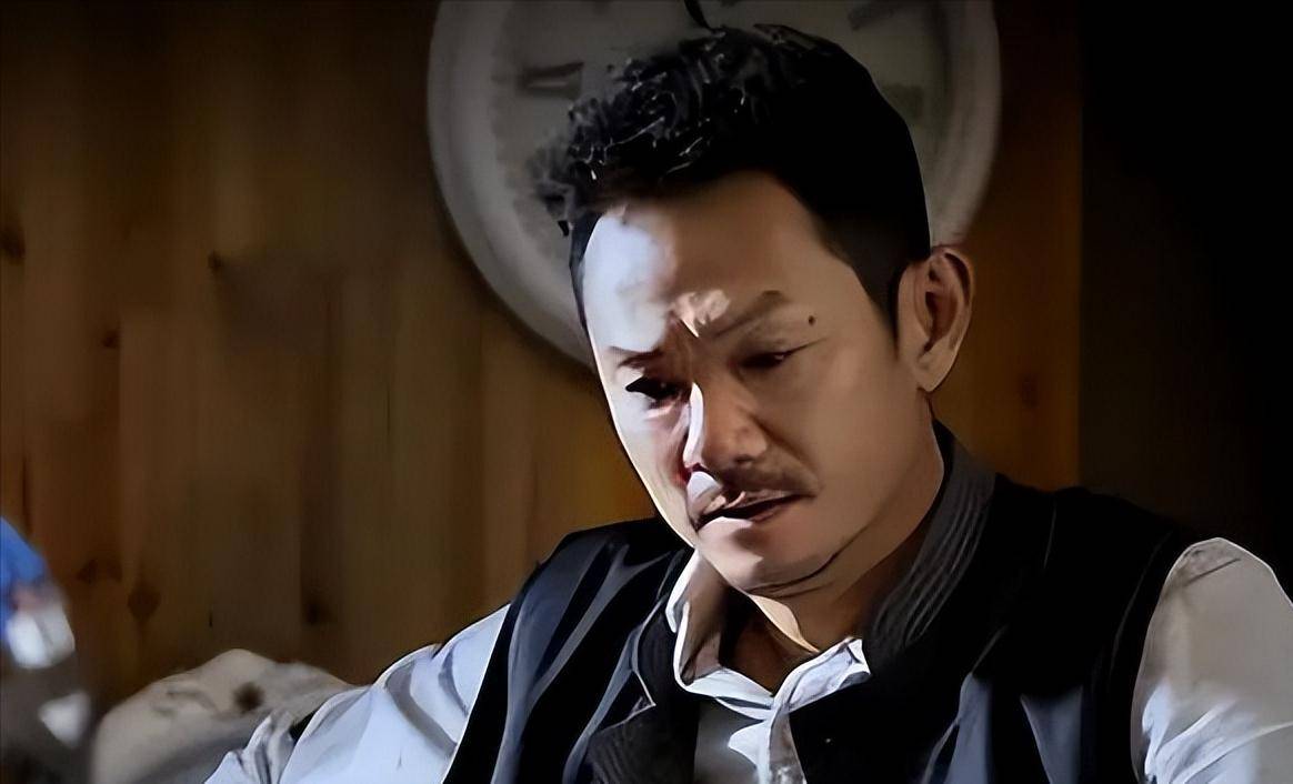 佟欣离世13年,发誓此生不再娶的果靖霖,他履行自己的承诺了吗?