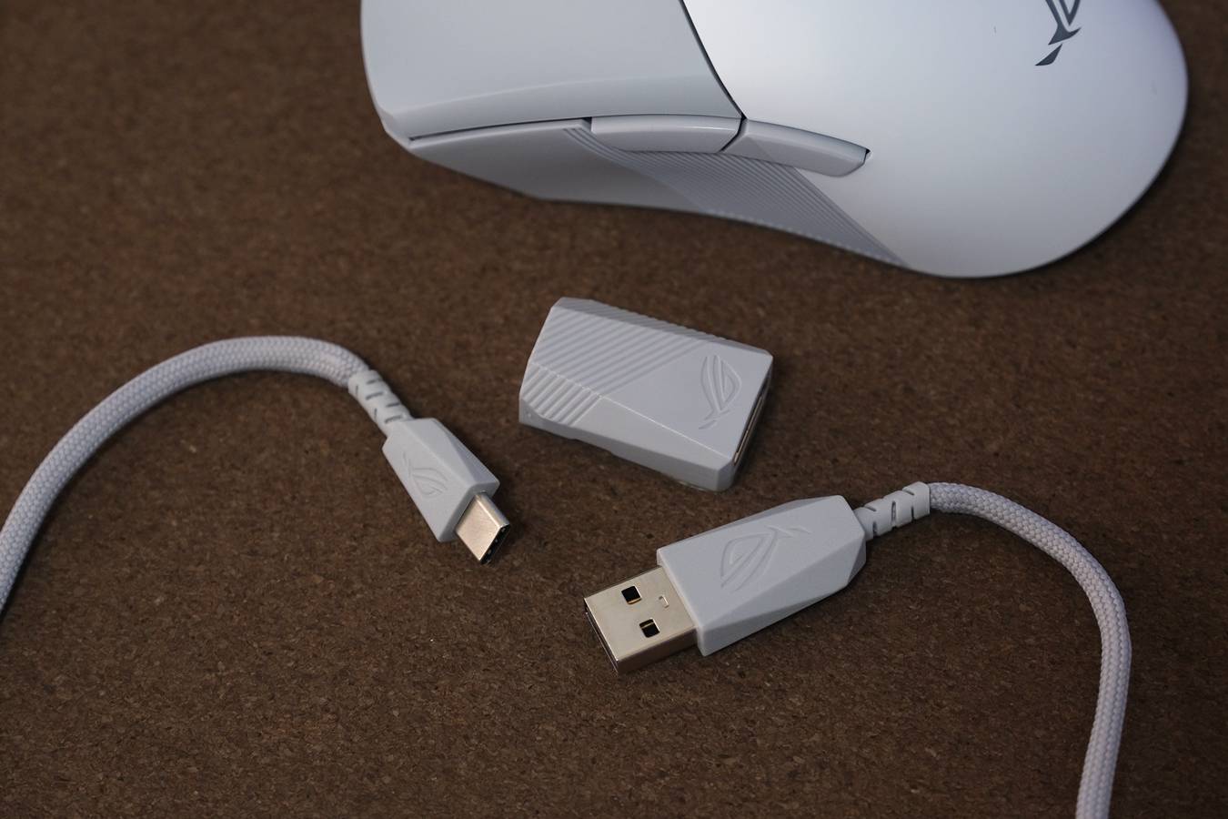 36K旗舰传感器加持，ROG战刃3无线AimPoint36k电竞鼠标评测