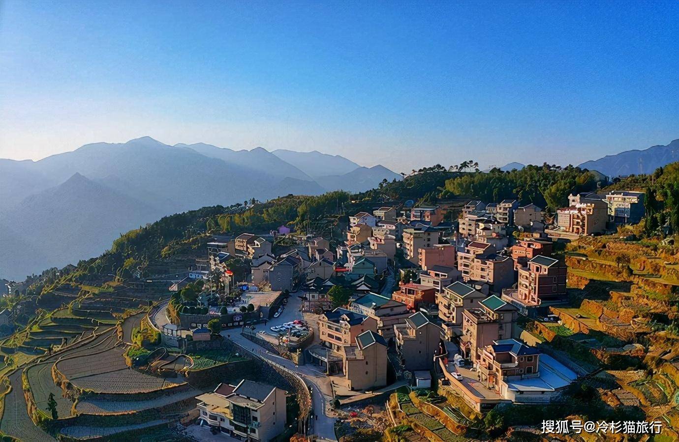 别只会奔向杭州、绍兴,浙江隐藏的这三座宝藏小县城更值得推荐_青田县_梯田_风情