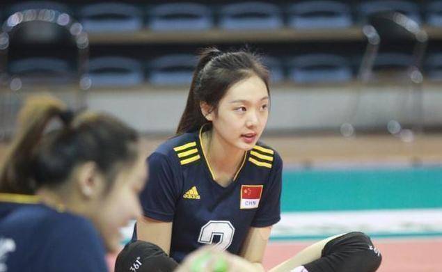 女排球员樊响现状:身材颜值越来越美,如今对象是排坛新星!