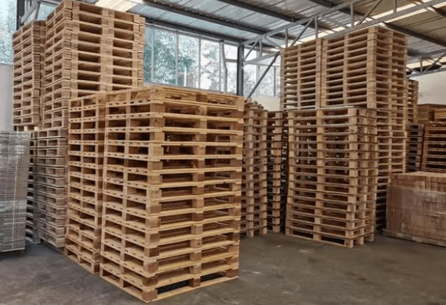 双面木托盘的优点和泛白处理措施—苏州木托盘定制_运输_装卸_货品
