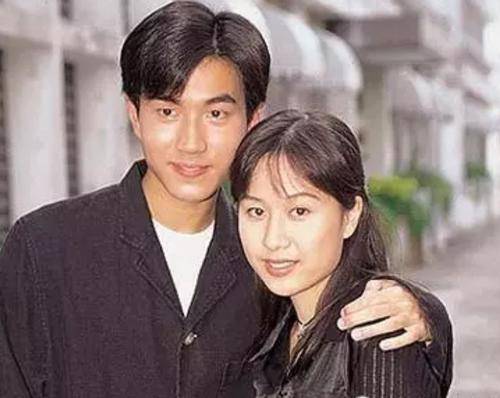 绯闻,爱情也蛮丰富的,比杨幂轰烈多了_刘恺威_廖碧儿_恋情