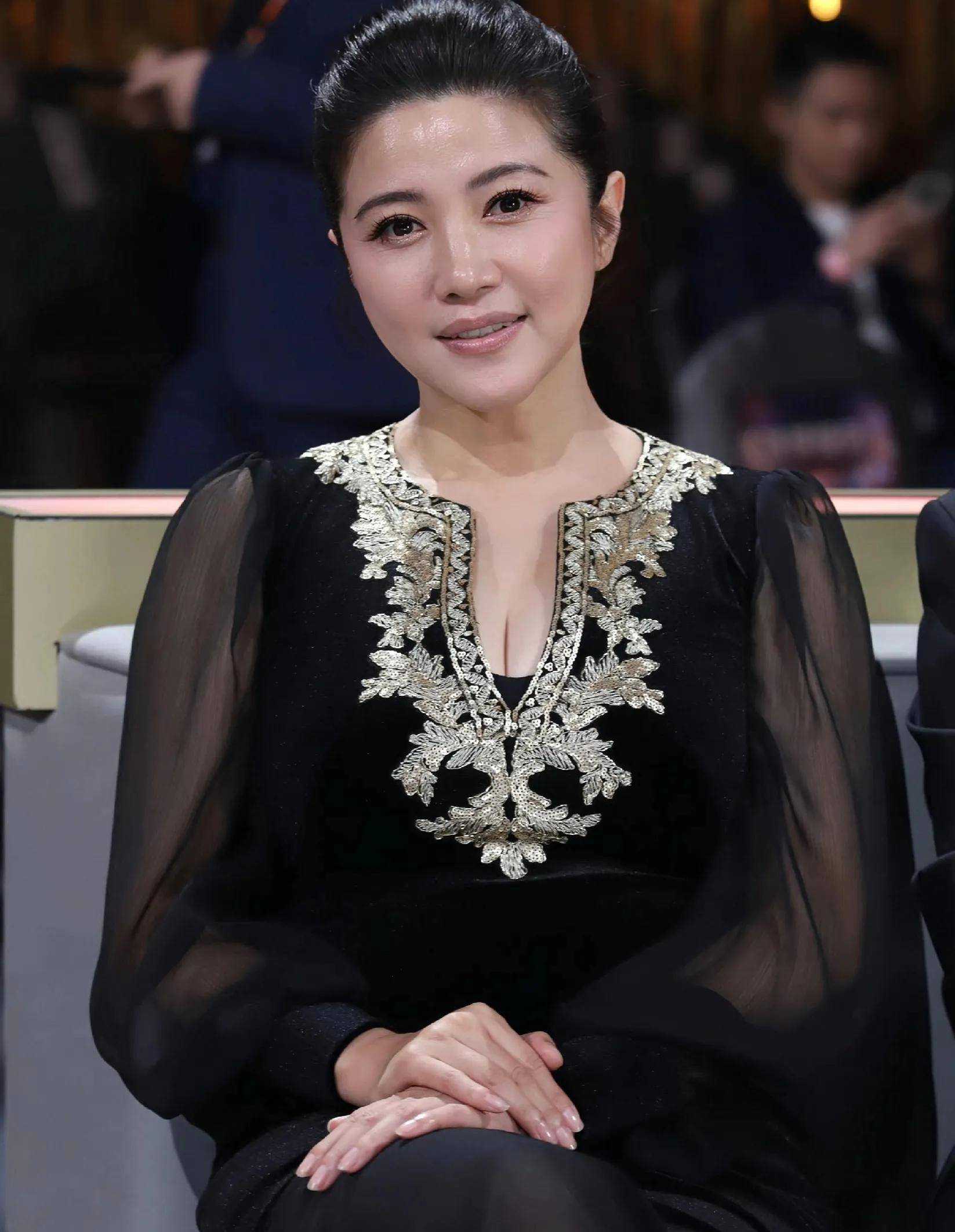 颜丙燕:孔子弟子的后人,难怪演技颜值身材,俱是一流_言冰_颜丙妍_颜冰